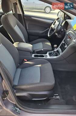 Седан Ford Mondeo 2012 в 