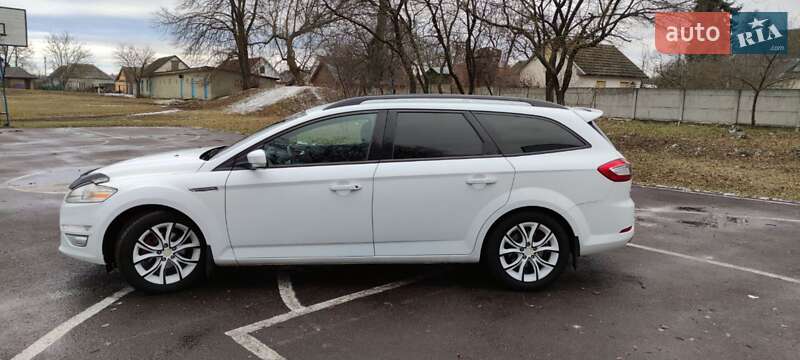Универсал Ford Mondeo 2011 в Шумске