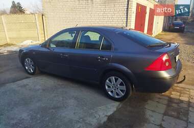 Седан Ford Mondeo 2004 в Черкасах