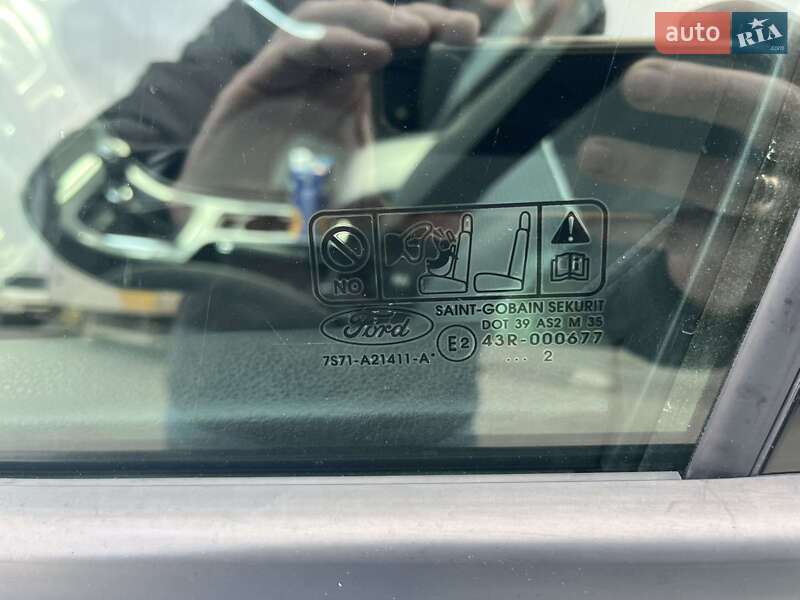 Седан Ford Mondeo 2012 в Хмельницком
