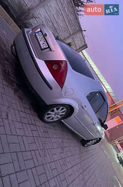 Лифтбек Ford Mondeo 2000 в 