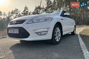 Лифтбек Ford Mondeo 2014 в 