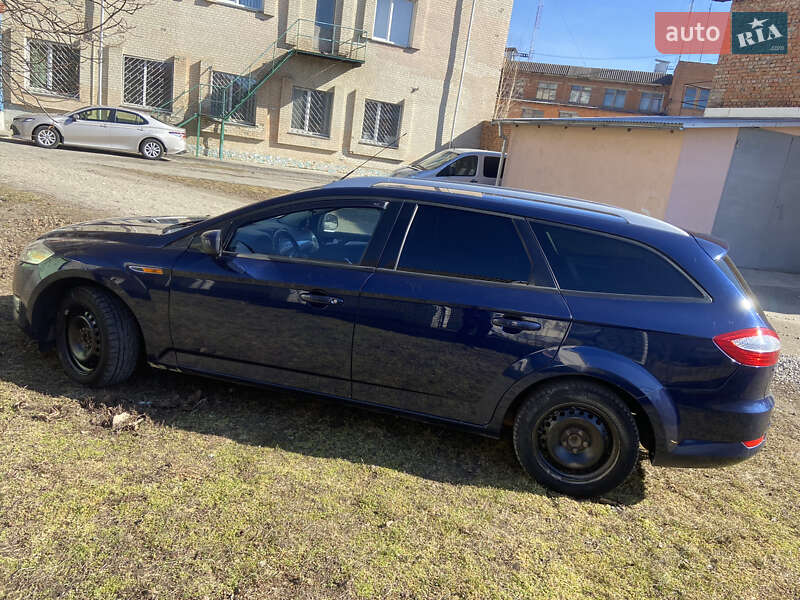 Універсал Ford Mondeo 2010 в Волочиську