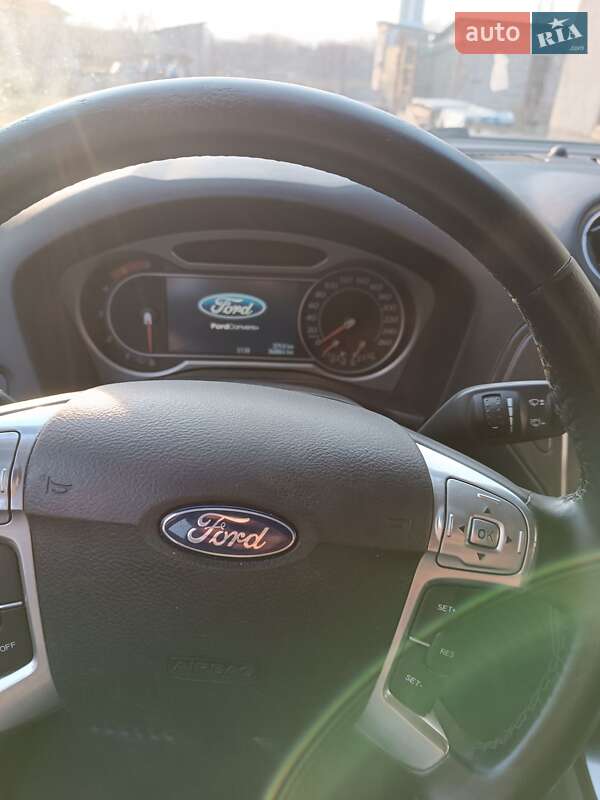 Универсал Ford Mondeo 2010 в Берегово