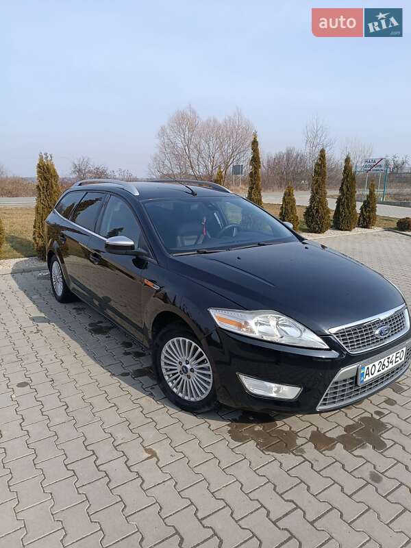 Универсал Ford Mondeo 2010 в Берегово