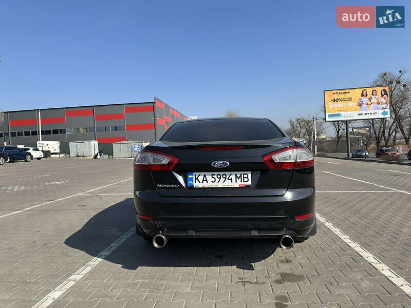 Седан Ford Mondeo 2011 в Киеве