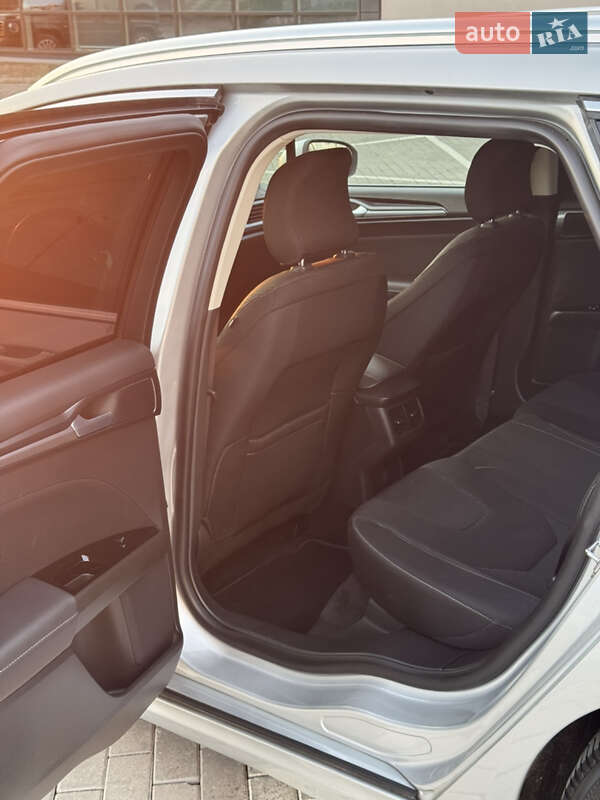 Лифтбек Ford Mondeo 2020 в Ровно