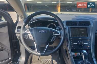 Лифтбек Ford Mondeo 2016 в 
