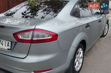 Седан Ford Mondeo 2012 в Усатово