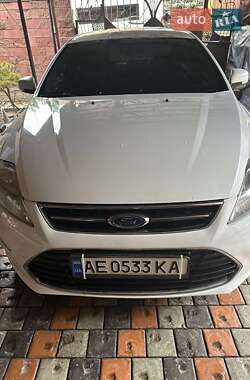 Седан Ford Mondeo 2012 в 