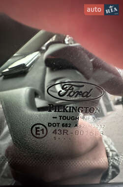 Седан Ford Mondeo 2012 в 