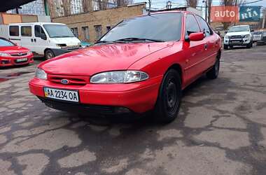 Седан Ford Mondeo 1993 в 