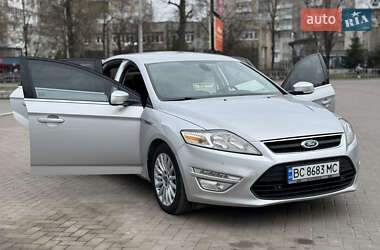 Седан Ford Mondeo 2013 в 