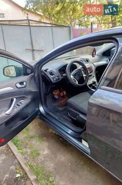 Лифтбек Ford Mondeo 2007 в 
