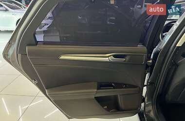 Седан Ford Mondeo 2016 в 