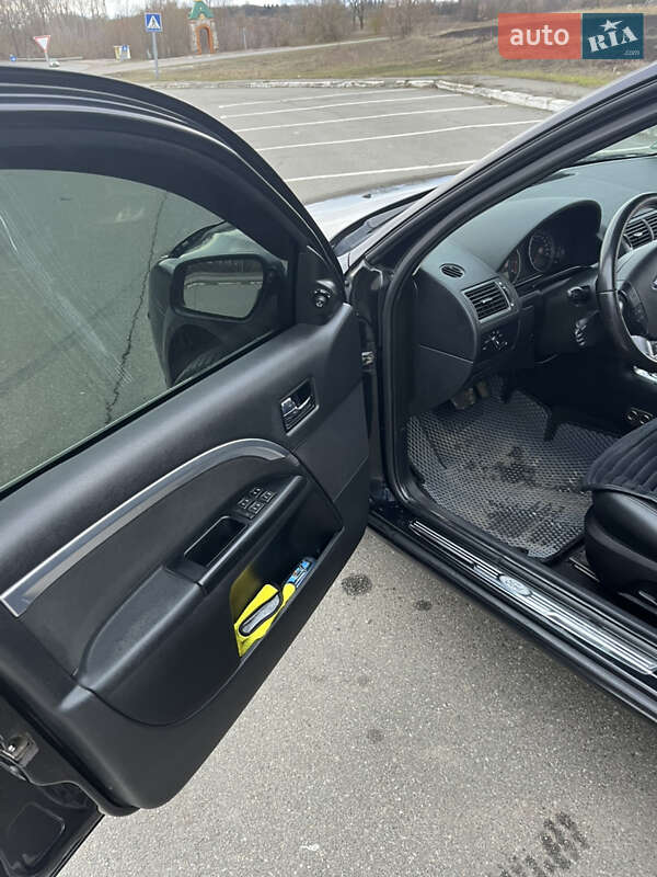 Лифтбек Ford Mondeo 2006 в Конотопе