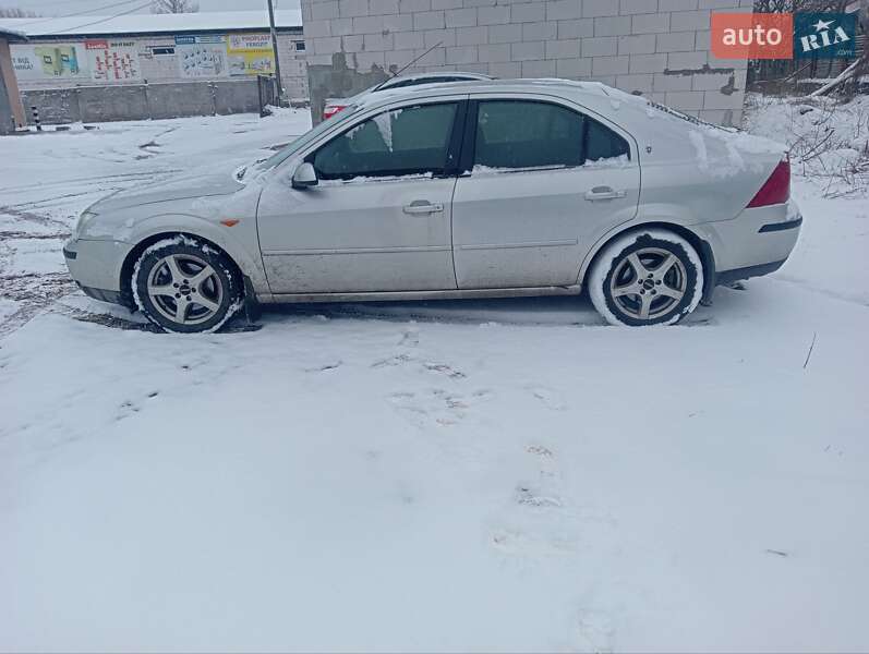 Лифтбек Ford Mondeo 2001 в Овруче