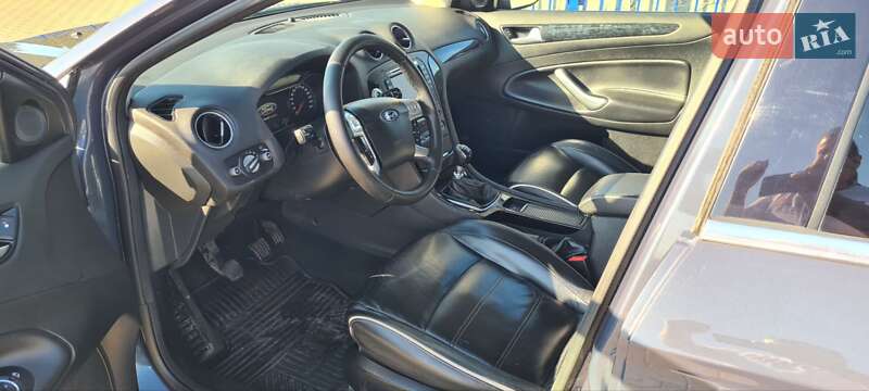 Универсал Ford Mondeo 2011 в Ковеле