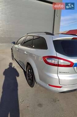 Універсал Ford Mondeo 2011 в 