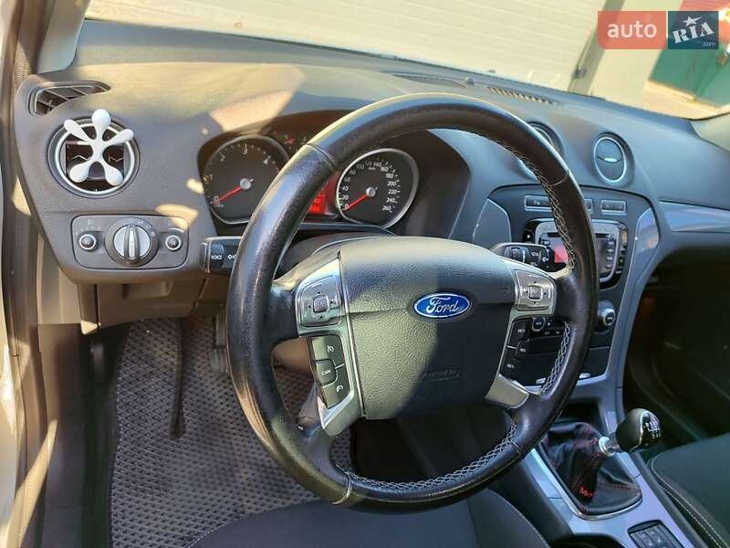 Универсал Ford Mondeo 2011 в Киеве фото 19 Универсал Ford Mondeo 2011 в Киеве