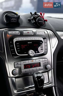 Седан Ford Mondeo 2007 в 