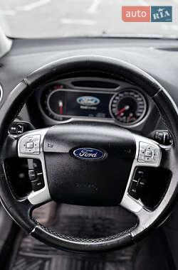 Седан Ford Mondeo 2007 в 