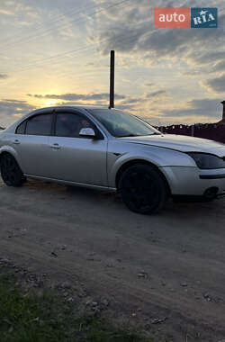 Седан Ford Mondeo 2002 в 