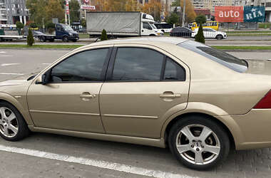 Седан Ford Mondeo 2001 в 