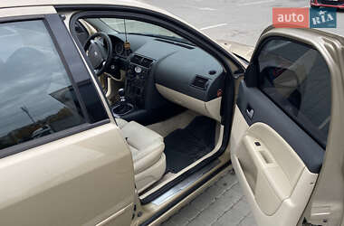 Седан Ford Mondeo 2001 в 