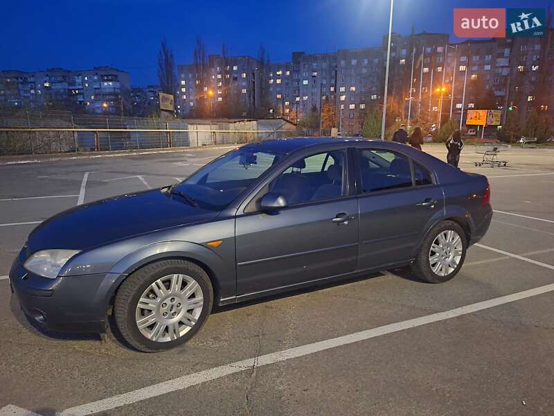 Лифтбек Ford Mondeo 2001 в Ивано-Франковске