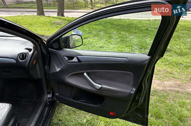 Универсал Ford Mondeo 2010 в 
