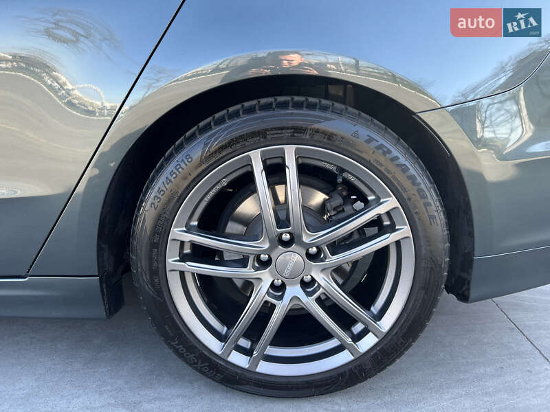 Седан Ford Mondeo 2016 в Одессе