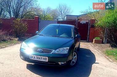 Седан Ford Mondeo 2004 в 