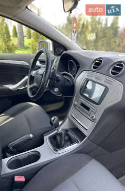 Седан Ford Mondeo 2008 в 
