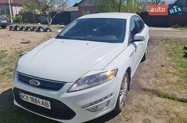 Седан Ford Mondeo 2012 в Павлограді