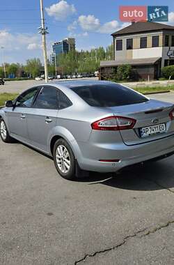 Седан Ford Mondeo 2011 в 