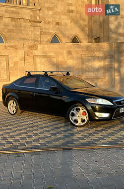 Седан Ford Mondeo 2010 в 