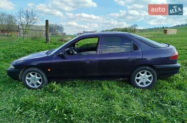 Лифтбек Ford Mondeo 1996 в 