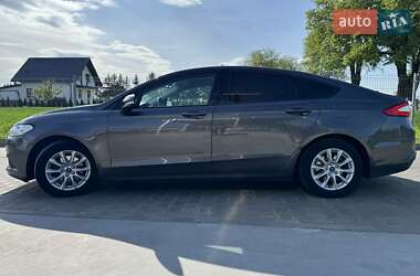 Ліфтбек Ford Mondeo 2015 в Коломиї