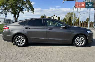 Лифтбек Ford Mondeo 2015 в Коломые