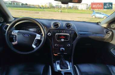 Седан Ford Mondeo 2011 в 