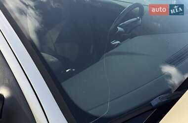 Седан Ford Mondeo 2005 в 