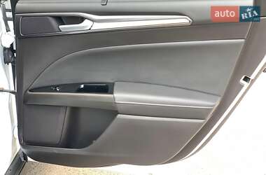 Седан Ford Mondeo 2019 в 