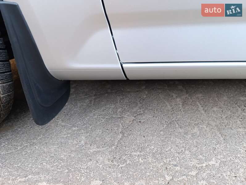 Универсал Ford Mondeo 2011 в Шумске