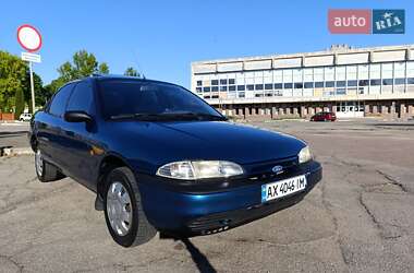 Лифтбек Ford Mondeo 1993 в 