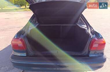 Лифтбек Ford Mondeo 1993 в 