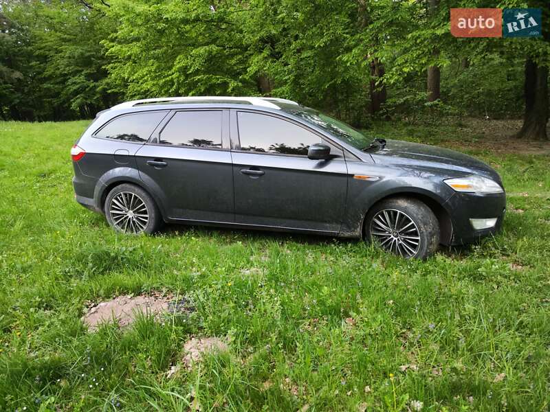 Універсал Ford Mondeo 2010 в Шепетівці