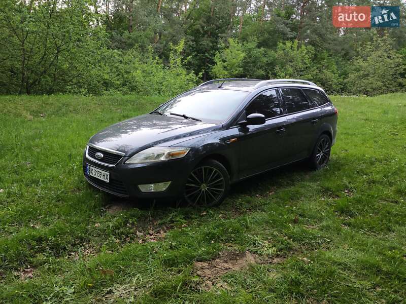 Універсал Ford Mondeo 2010 в Шепетівці