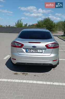 Седан Ford Mondeo 2012 в 