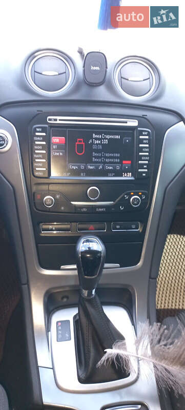 Седан Ford Mondeo 2012 в Ирпене